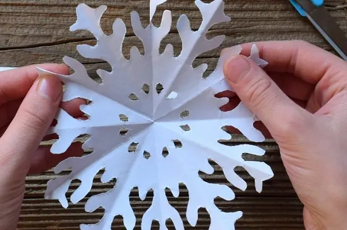 5 manualidades navideñas fáciles para niños