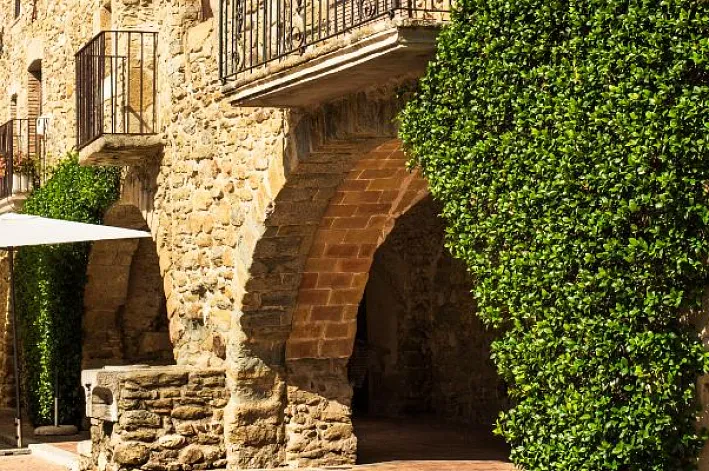 Pueblos con encanto en el interior de Girona