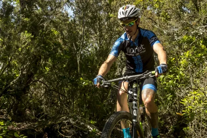 Participa en la 4ª edición de la marcha ciclista Corriols de l’Àvia