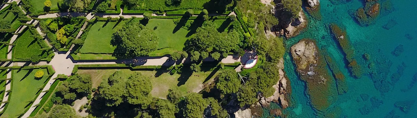 Explora la belleza de los Jardines de Santa Clotilde en primavera