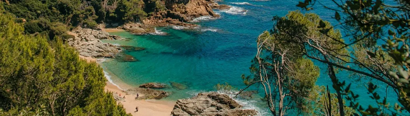 Descubre la playa de sa Boadella, la playa más virgen de la Costa Brava