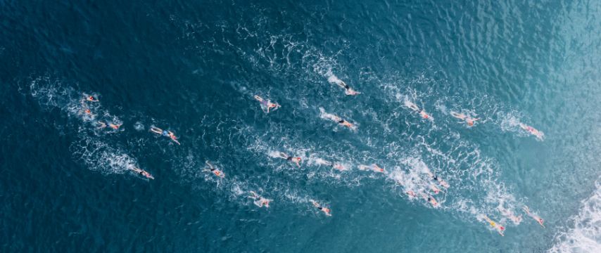 Yasuji Fusano Crossing Lloret de Mar