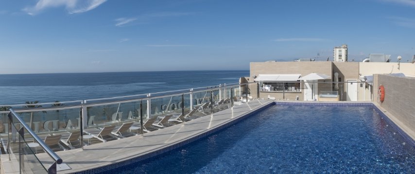 piscina vistes mar hotel rosamar maritim lloret de mar