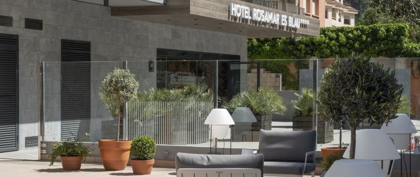 Chill out отеля Rosamar Es Blau Adults Only Lloret de Mar